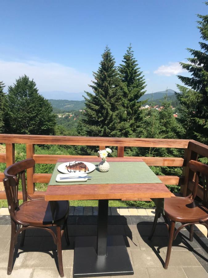 Vila Lucky Kop & Restoran Kopaonik Ngoại thất bức ảnh