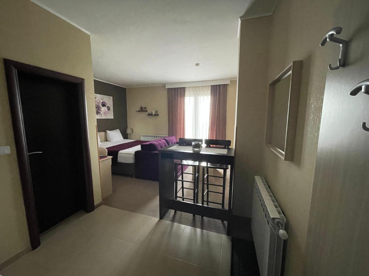 Vila Lucky Kop & Restoran Kopaonik Ngoại thất bức ảnh