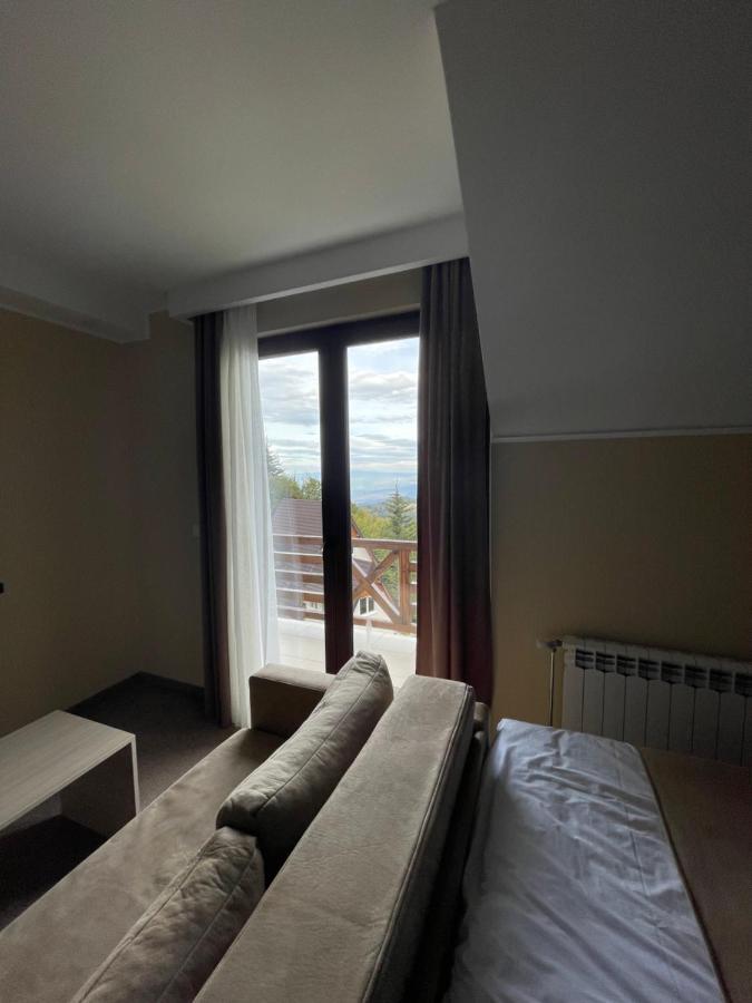 Vila Lucky Kop & Restoran Kopaonik Ngoại thất bức ảnh