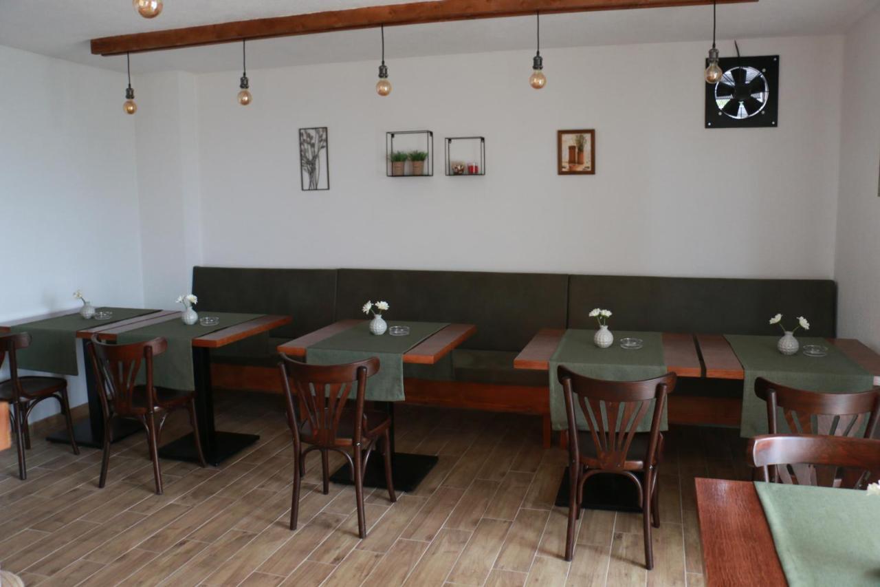 Vila Lucky Kop & Restoran Kopaonik Ngoại thất bức ảnh